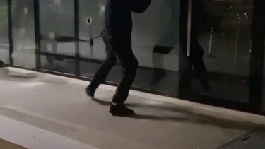 Το εργατικό δυστύχημα στη ΒΙ.ΠΕ. Ηρακλείου, αφορμή για επίθεση του Ρουβίκωνα σε γραφεία εταιρίας