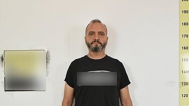 Φρίκη στον Κολωνό: Συγκλονίζει η γιαγιά της 12χρονης - «Ο 53χρονος ζητούσε γυμνές φωτογραφίες με τις αδελφές της»