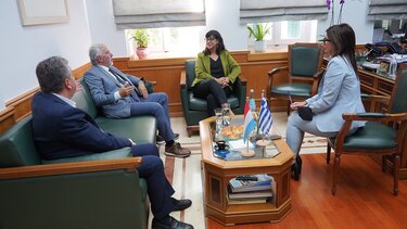 Με την Πρέσβη του Λουξεμβούργου συναντήθηκε σήμερα ο Περιφερειάρχης Κρήτης