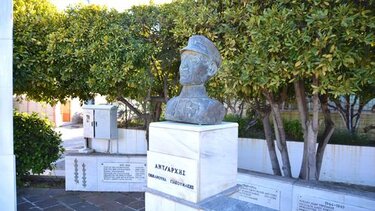 Η ιστορία του αντιστασιακού, Μανώλη Γιακουμάκη