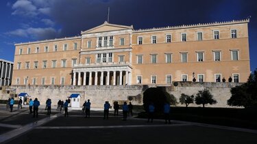 Στη Βουλή, σήμερα, το προσχέδιο του προϋπολογισμού για το 2023