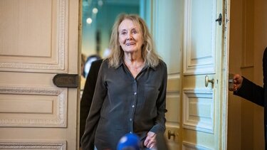 Θερμή υποδοχή στην νομπελίστρια Ανί Ερνό