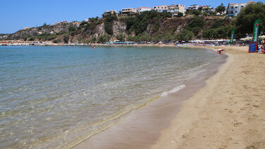 Νέες υποδομές για την ασφαλή πρόσβαση ΑμεΑ στις παραλίες του Αποκόρωνα