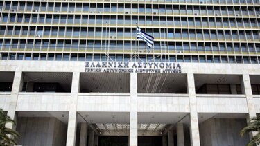 Αυτοβούλως στη ΓΑΔΑ άλλο ένα άτομο που συνομιλούσε με το προφίλ της 12χρονης