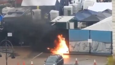 Βρετανία: Επίθεση με μολότοφ σε κέντρο μεταναστών - Αυτοκτόνησε ο δράστης