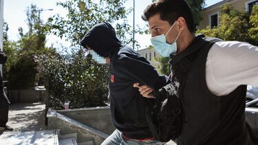 Κολωνός: Έρχονται νέα εντάλματα σύλληψης, ανάμεσά τους και για «πρόσωπο κλειδί»