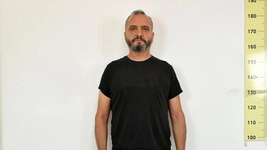  Κολωνός: Σοκάρουν οι νέες αποκαλύψεις - «Ο 53χρονος εξέδιδε τη 12χρονη και σε επώνυμους» 