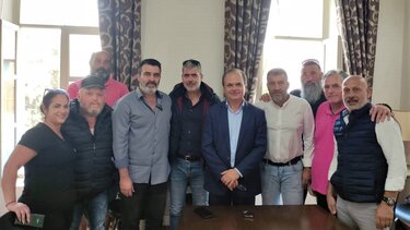 Συνάντηση Μαρινάκη με εκπροσώπους ΠΟΕ ΟΤΑ, ΑΔΕΔΥ και Συλλόγου Eργαζομένων δημοτικών υπαλλήλων