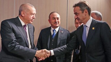 Οικονόμου: Η Αθήνα είναι «ανοιχτή» σε συνάντηση του Μητσοτάκη με τον Ερντογάν στην Πράγα