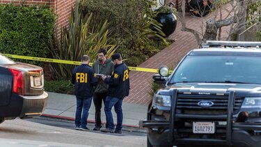 Νάνσι Πελόζι: Με σφυρί επιτέθηκε στον σύζυγό της ο δράστης της διάρρηξης