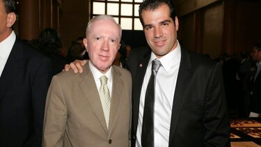 Πλεύρης κατά Πλεύρη για τον ναζιστικό χαιρετισμό!