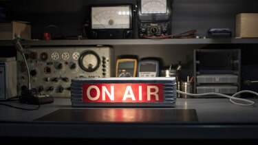 Τρίτη στην ΕΕ η Ελλάδα στη λειτουργία ραδιοφωνικών σταθμών