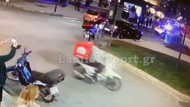 Λαμία: Καρέ καρέ η στιγμή της επίθεσης από κάμερα ασφαλείας στην πλατεία Πάρκου