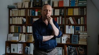 Πέθανε ο διάσημος συγγραφέας Κριστιάν Μπομπέν