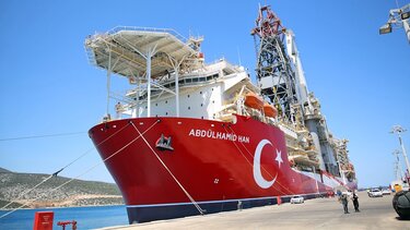 Το "Αμπντουλχαμίντ Χαν" βγαίνει για έρευνες στη Μεσόγειο