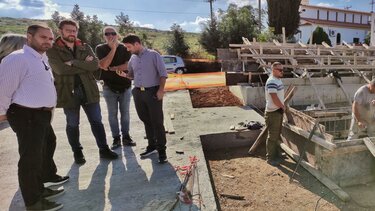 Εντατικές οι εργασίες ανάπλασης στην πλατεία της Αγίας Μαρίνας