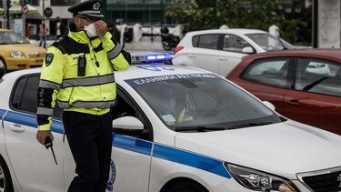 Συναγερμός στην Κυψέλη: Βρέθηκαν χειροβομβίδες σε υπόγειο