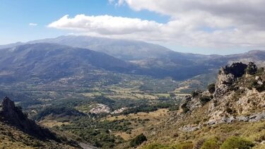 Πεζοπορική εξόρμηση στο φαράγγι των Πλατανίων