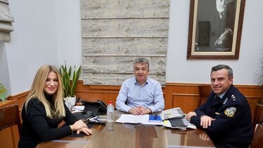 Στον Περιφερειάρχη για την καμπάνια «Ένας δεν πίνει, όλοι επιστρέφουν»