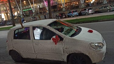 Ένας οδηγός- λάτρης των Χριστουγέννων!