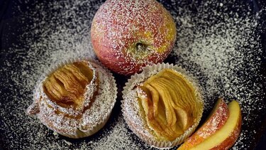 Ψητά μήλα με άρωμα κανέλας