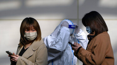 Προς χαλάρωση από Τετάρτη οι περιορισμοί κατά του κορωνοϊού στην Κίνα