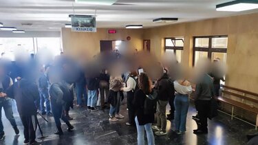 Κεκλεισμένων των θυρών κατέθεσε ο 20χρονος Γιάννης για την υπόθεση του βιασμού του