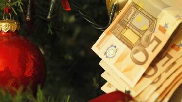 Τα συνδικαλιστικά σωματεία για το δώρο Χριστουγέννων