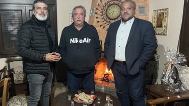 Νωρίς άρχισαν τις... ρακές στον δήμο!