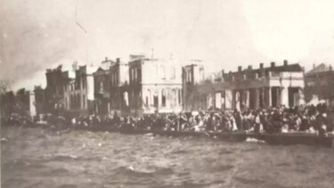 Ο Guardian θυμάται τις τουρκικές θηριωδίες στην καταστροφής της Σμύρνης