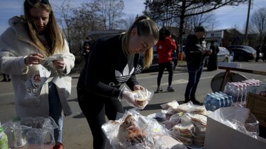 Ουαλία: Γεύματα και πλύσιμο ρούχων θα πληρώνουν οι πρόσφυγες από την Ουκρανία