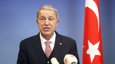 Χουλουσί Ακάρ: Προκαλεί την Ελλάδα με «μαθήματα από το 1922» 