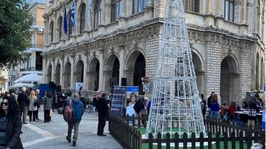 Ήρθαν τα ... Χριστούγεννα στο κέντρο του Ηρακλείου!