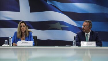 Πιέσεις από το Υπουργείο Οικονομικών στις Τράπεζες και για τον εξωδικαστικό