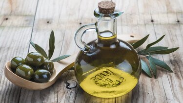 Ελαιόλαδο με το σταγονόμετρο: Σε υψηλό 26ετίας οι τιμές