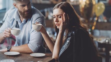 Η κατάλληλη θεραπεία για το hangover: «Είναι σωτήρια για τα Χριστούγεννα»