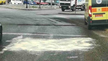 Διαμαρτύρονται για τα "σπασμένα" αυτοκίνητά τους