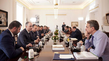 Παραδόθηκε στον Πρωθυπουργό η μελέτη για την ανασυγκρότηση της Βόρειας Εύβοιας