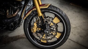 Μοτοσικλέτα τραυμάτισε θανάσιμα πεζή γυναίκα