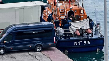 Ανδραβίδα: Σε εξέλιξη οι έρευνες για τον εντοπισμό του κυβερνήτη του F-4