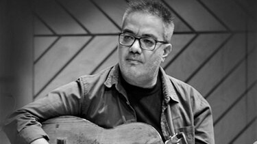 Θλίψη για τον θάνατο του μουσικού των "Χαϊνηδων", Γιώργου Σταυράκη