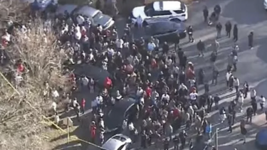 Κρατείται από τις Αρχές ο 6χρονος που άνοιξε πυρ κατά της δασκάλας του