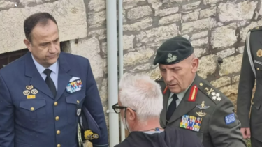 Την οικογένεια του υποσμηναγού επισκέφθηκε ο Κ. Φλώρος