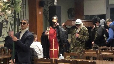 Μία... διαφορετική κηδεία στην Επισκοπή!