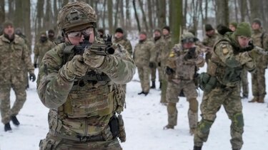 Ε.Ε: Εγκρίθηκε η 10η δέσμη κυρώσεων σε βάρος της Ρωσίας