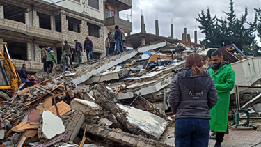 Καθ'οδόν για τη Συρία το πρώτο κομβόι ανθρωπιστικής βοήθειας