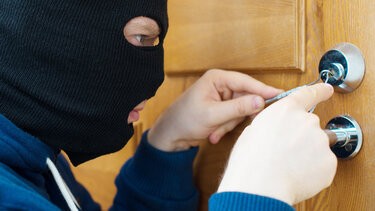 Είχαν βάλει στο "στόχο" επιχειρήσεις του Ηρακλείου: Εξιχνιάστηκαν 7 κλοπές