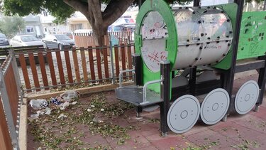 Πηγαίνουν σε άλλα πάρκα τα παιδιά τους - Διαμαρτυρίες για το πάρκο στον Πόρο