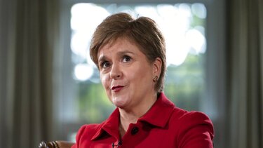 Σκωτία: Παραιτείται η πρωθυπουργός Νίκολα Στέρτζον