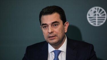 Σκρέκας: "Θετικά για προσιτά σχολικά τα σούπερ μάρκετ"